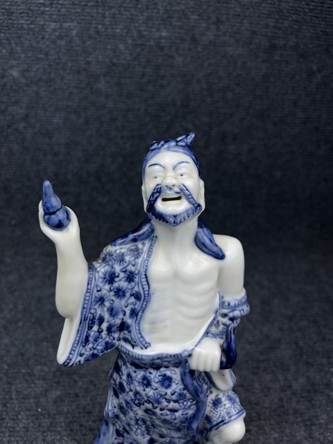 古玩陶瓷青花八仙人物塑像拍賣，當前價格1600元