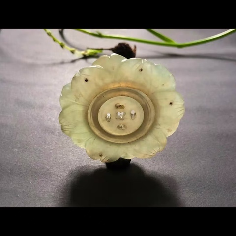 古玩玉器清代天然翡翠雕“轉芯佩”拍賣，當前價格13000元