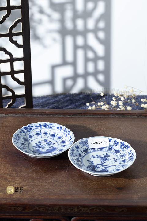 古玩陶瓷清康熙·青花花卉紋花口碟一對(duì)拍賣(mài)，當(dāng)前價(jià)格1024元