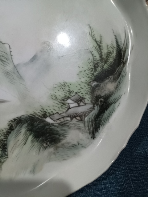 古玩陶瓷山水紋盤拍賣，當前價格399元