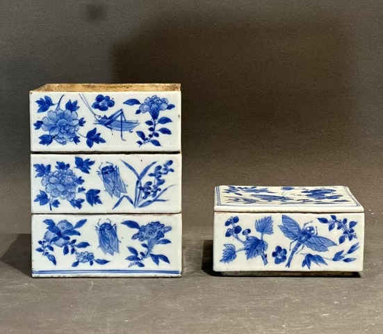 古玩陶瓷清中晚期青花蟲草紋蓋盒拍賣,當前價格15000元