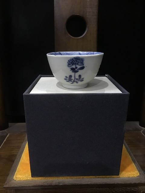 古玩陶瓷(精品主人杯)清-康熙-十二花神-梅花青花主人杯拍賣,當前價格882元
