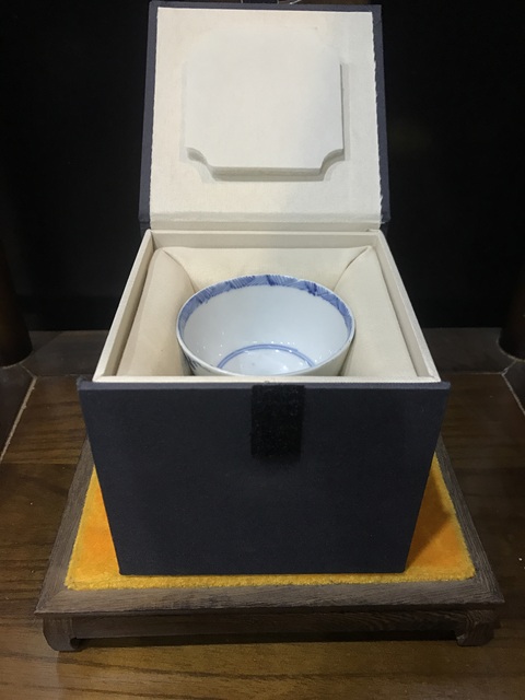 古玩陶瓷(精品主人杯)清-康熙-十二花神-梅花青花主人杯拍賣,當前價格882元