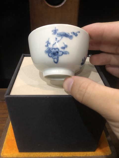 古玩陶瓷(精品主人杯)清-康熙-十二花神梅花-主人杯拍賣,當前價格1176元