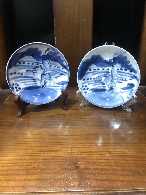 古玩陶瓷(精品茶碟)清-康熙-山水風景-青花茶碟一對拍賣,當前價格896元