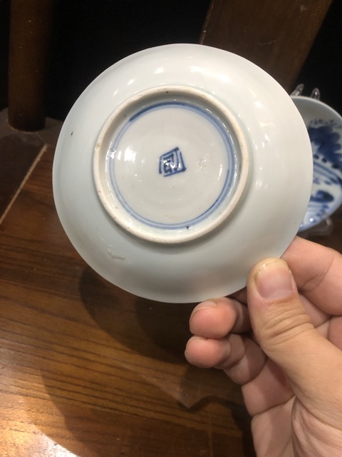 古玩陶瓷(精品茶碟)清-康熙-山水風景-青花茶碟一對拍賣,當前價格896元