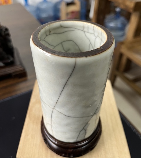古玩陶瓷仿官釉筆筒拍賣,當前價格15800元