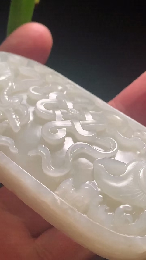 古玩玉器清代和田玉雕瓦佩拍賣,當前價格24000元
