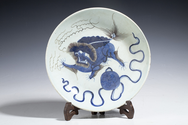 古玩陶瓷清乾隆·青花釉里紅獅子繡球紋盤拍賣，當前價格8888元