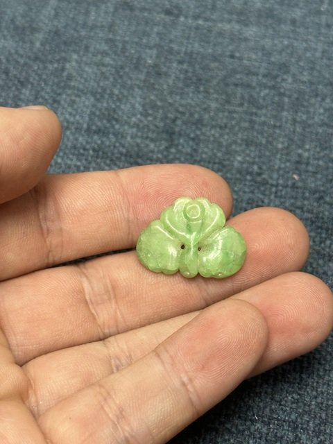 古玩玉器清代天然翡翠花片拍賣,當前價格269元