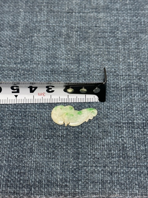 古玩玉器清代精品天然翡翠花片拍賣(mài),當(dāng)前價(jià)格189元