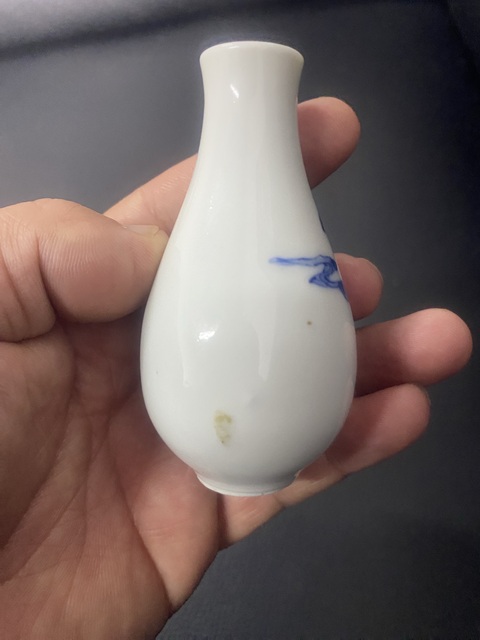 古玩陶瓷晚清民國 青花劉海戲金蟾故事圖小瓶拍賣,當前價格7500元