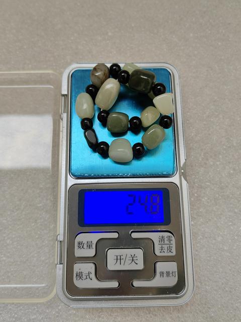 古玩玉器和田玉手串拍賣,當前價格298元