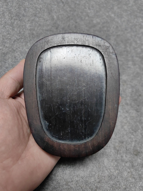 古玩雜項(xiàng)清中期-端石硯臺(tái)拍賣(mài)，當(dāng)前價(jià)格4500元