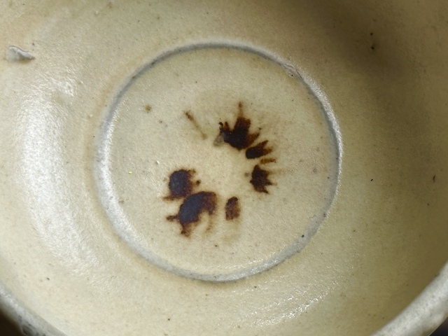 古玩陶瓷元代，白釉缽拍賣，當前價格1800元