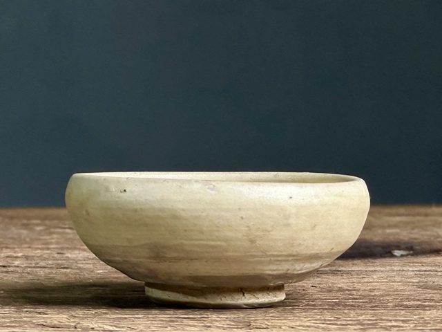 古玩陶瓷元代，白釉缽拍賣，當前價格1800元