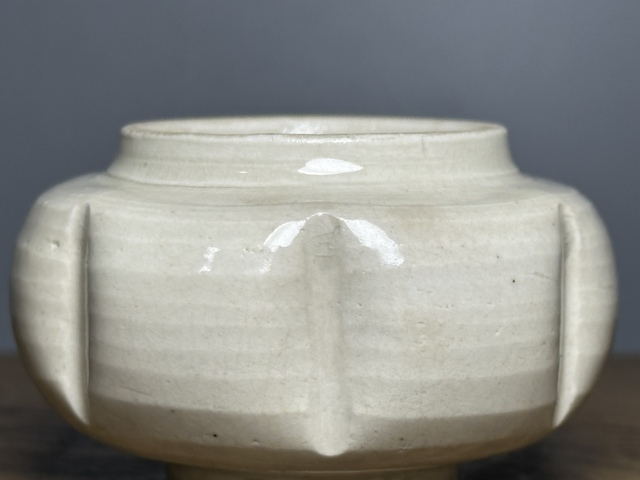 古玩陶瓷宋代,青白釉瓜楞罐拍賣(mài),當(dāng)前價(jià)格23000元