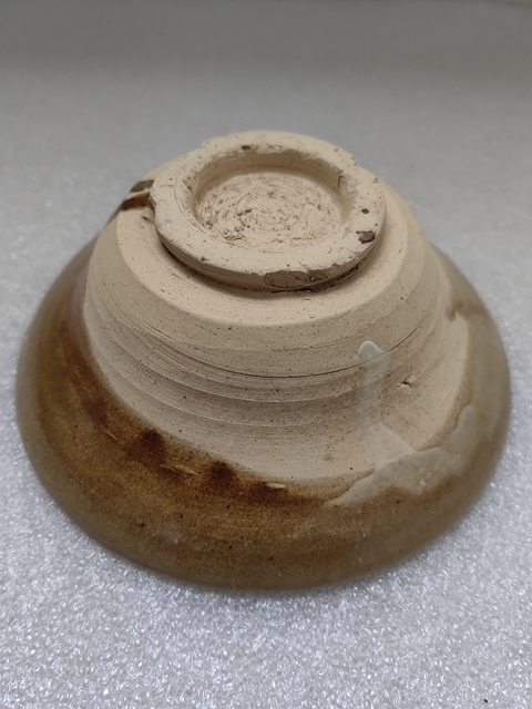 古玩陶瓷黃釉折腰碗拍賣，當前價格680元