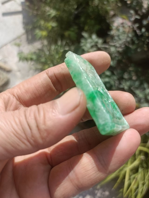 古玩玉器天然翡翠雕“如意牌”拍賣，當前價格880元