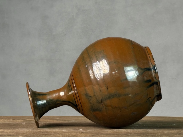 域鉴古玩】明代，磁州窑紫金釉撇口瓶拍卖价格/图片/值多少钱