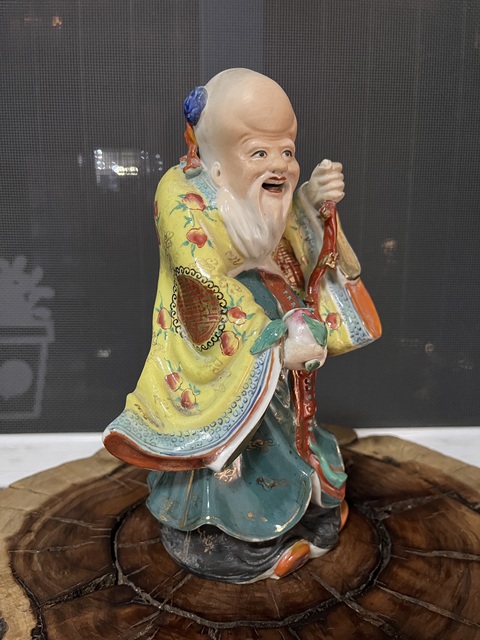 古玩陶瓷游隆盛粉彩壽星瓷塑拍賣,當前價格1200元