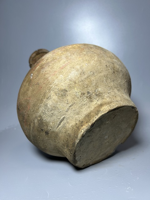 古玩陶瓷漢代·彩繪網格紋蒜頭瓶拍賣，當前價格5000元