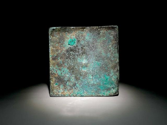 古玩銅器青銅四方爐蓋真品鑒賞圖