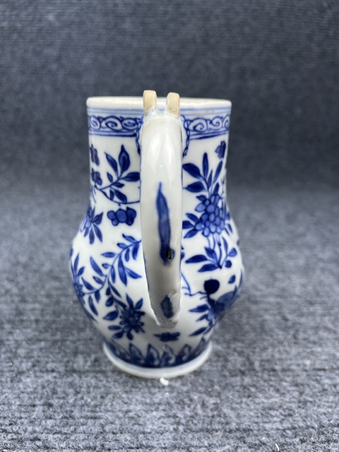 古玩陶瓷青花花卉紋奶壺拍賣，當前價格2888元