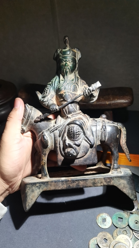 古玩銅器銅關公真品鑒賞圖
