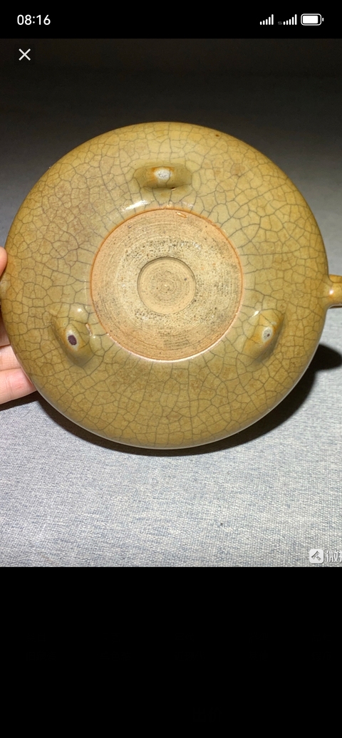 古玩陶瓷黃哥釉三足爐真品鑒賞圖