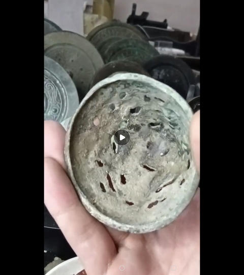古玩銅器漢代博山爐真品鑒賞圖