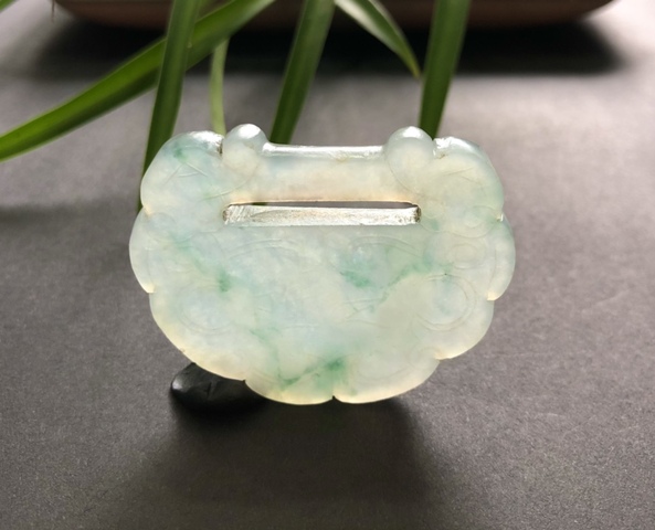 古玩玉器清代翡翠雕“如意鎖佩”拍賣，當前價格16800元