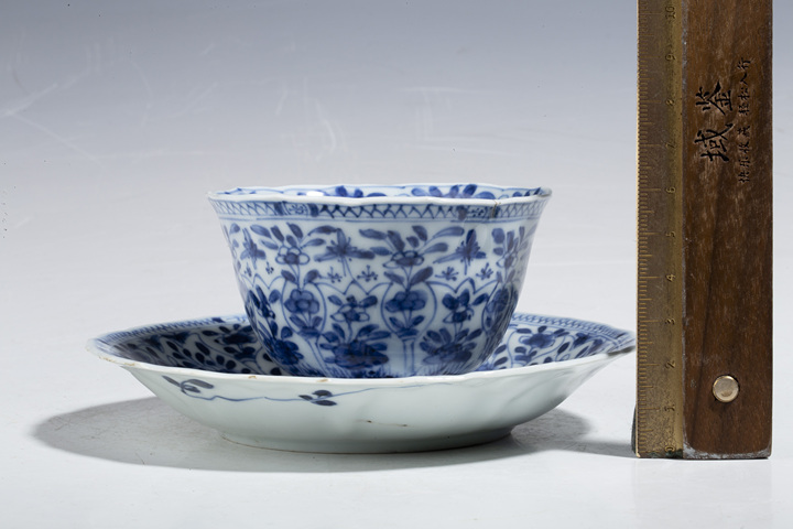 古玩陶瓷清康熙·青花花卉紋花口杯碟一套拍賣，當前價格2500元