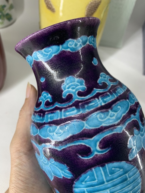 古玩陶瓷民國·琺華彩團壽紋羅漢瓶拍賣，當前價格899元