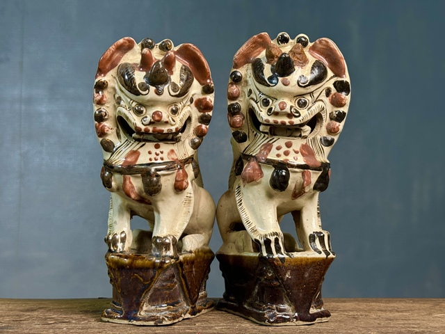 古玩陶瓷磁州窯白地黑花獅子擺件拍賣，當前價格2380元