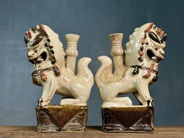 古玩陶瓷磁州窯白地黑花獅子擺件拍賣，當前價格2380元