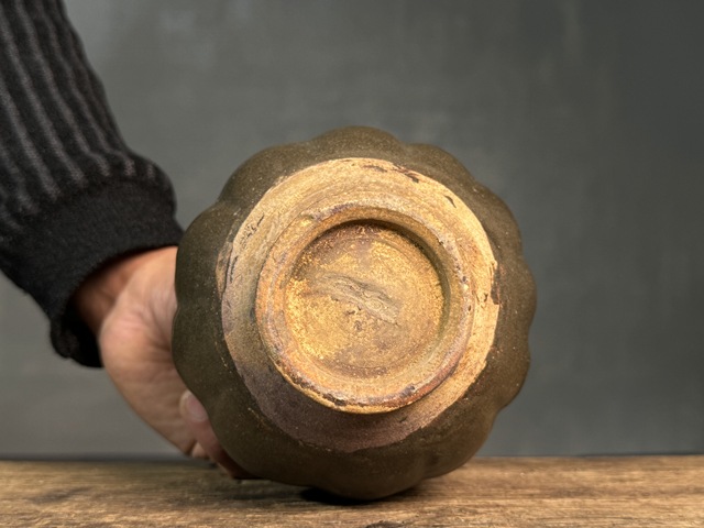 古玩陶瓷元代,耀州窯茶葉末釉瓜楞罐拍賣,當前價格5200元