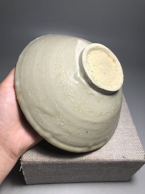 古玩陶瓷(宋代)青釉大碗拍賣,當前價格688元