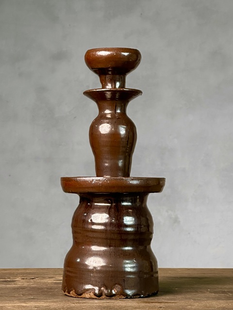 古玩陶瓷明代、磁州窯、紫金釉燭臺(tái)拍賣，當(dāng)前價(jià)格580元