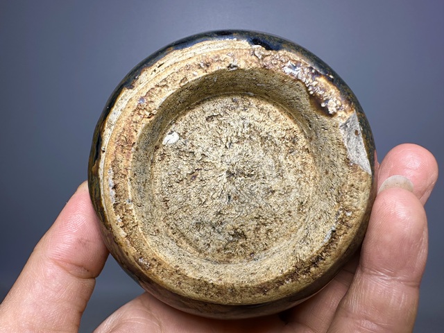 古玩陶瓷磁州窯窯變褐釉茶盞拍賣,當(dāng)前價(jià)格258元