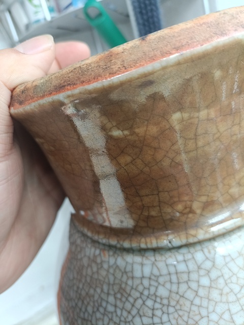 古玩陶瓷清中期哥釉青花花鳥(niǎo)瓶拍賣，當(dāng)前價(jià)格8800元