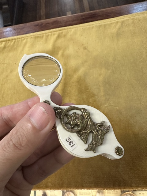 古玩雜項放大鏡真品鑒賞圖