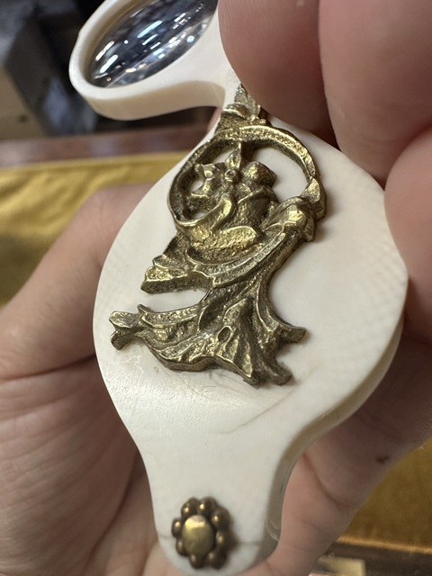 古玩雜項放大鏡真品鑒賞圖