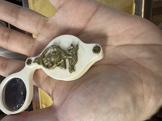 古玩雜項放大鏡真品鑒賞圖