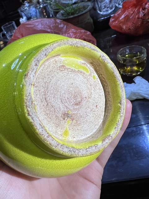 古玩陶瓷單色釉·黃釉檸檬黃釉長頸瓶拍賣,當前價格6800元
