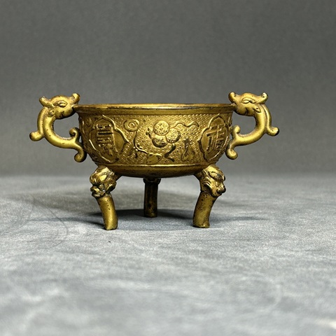 古玩銅器赤龍耳三足爐真品鑒賞圖