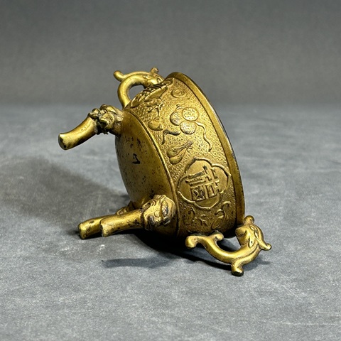 古玩銅器赤龍耳三足爐真品鑒賞圖