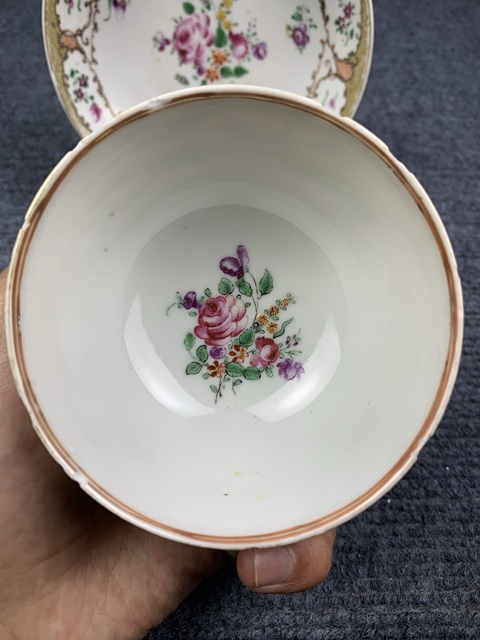 古玩陶瓷乾隆粉彩/洋彩描金花卉紋杯碟套拍賣,當前價格888元
