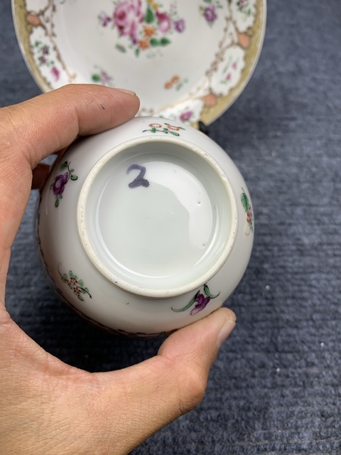 古玩陶瓷乾隆粉彩/洋彩描金花卉紋杯碟套拍賣,當前價格888元