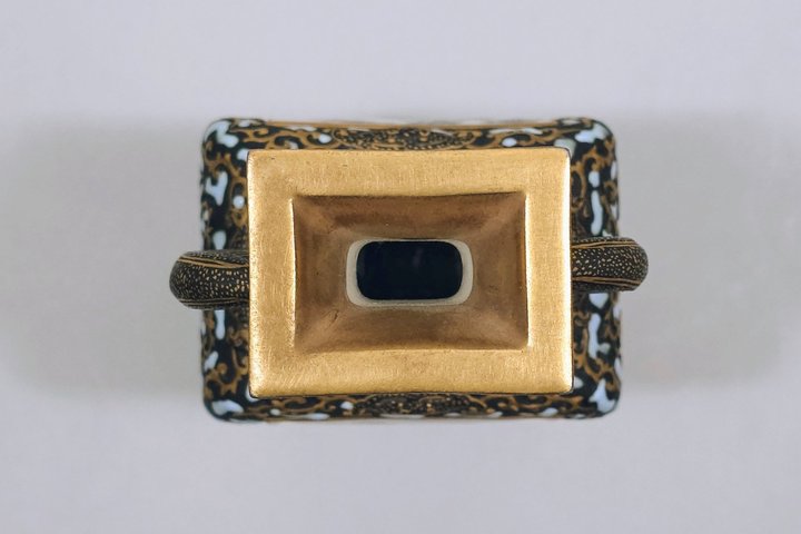古玩雜項瓷瓶真品鑒賞圖